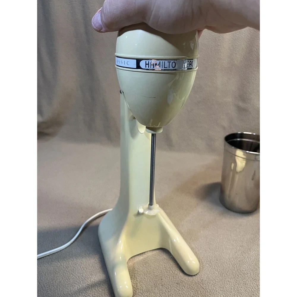 Hamilton Beach DrinkMaster‎ Classic Milkshake Maker Cream 2 Speed Mixer with Cup